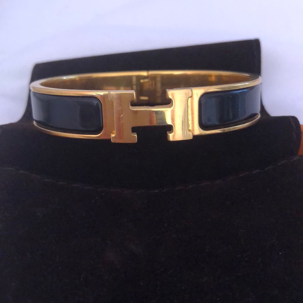 ❌SOLD❌ Black and Gold HERMES Clic H bracelet